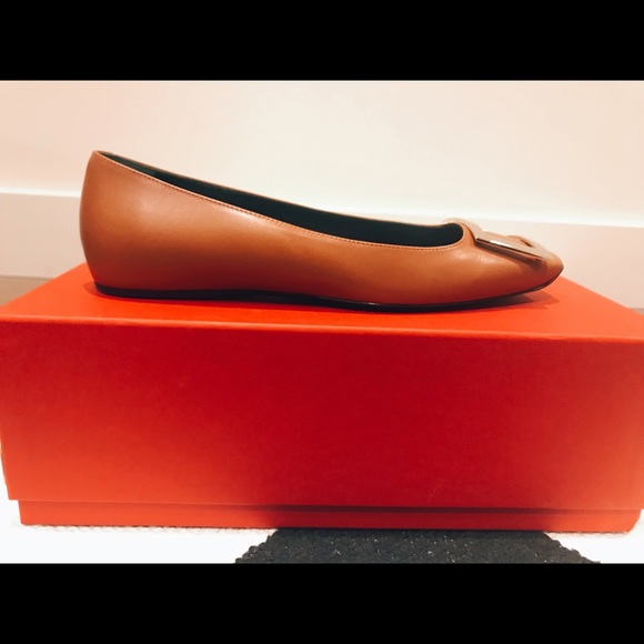Like New Roger Vivier Trompette Quadrata 36.5 in Tan Color - With Original Box - Picture 3 of 8